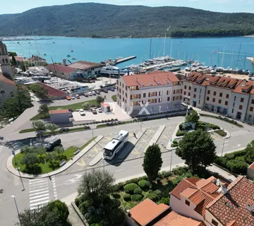 OTOK CRES, GRAD CRES - vrhunska novogradnja na top lokaciji strogi centar 50m od mora - cover