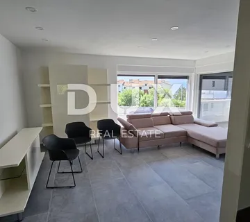 KASTAV, REŠETARI - stan novogradnja 130m2, 1.kat, DB+3S s pogledom na more i garažom + okućnica 57m2 - cover