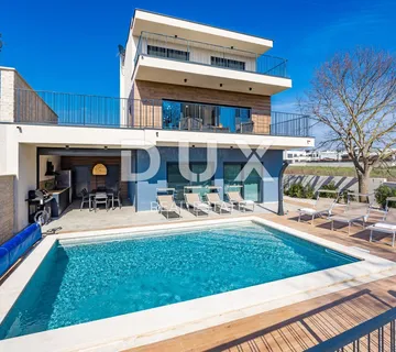  ISTRA, BANJOLE - Suvremena dvojna vila pored mora! - cover