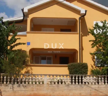 ZADAR, KARIN - PRILIKA! Samostojeća kuća, 100 m od plaže! - cover