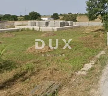 ISTRA, JADREŠKI - Ravna i uređena poljoprivredna parcela pravilnog oblika, 1.130 m² - cover