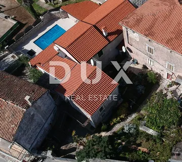 ISTRA - SVETI LOVREČ - Kuća za investiciju - cover