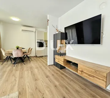 ISTRA, PULA, STOJA - 2SS+DB uređen privatni stan na atraktivnoj lokaciji - cover