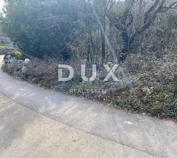 CRIKVENICA, BELGRAD - GRAĐEVINSKO ZEMLJIŠTE 522 m2 ZA OBITELJSKU KUĆU!!! PRILIKA!!! - cover