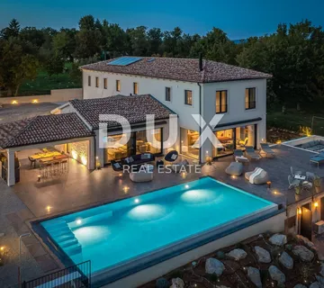 ISTRA, MOTOVUN - Luksuzna vila s pogledom na prirodu! - cover