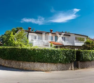 OTOK KRK, MALINSKA - vila sa 4 apartmana - cover