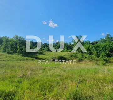 ISTRA, LABIN - Zemljište s građevinskom dozvolom, zadnje u naselju - cover