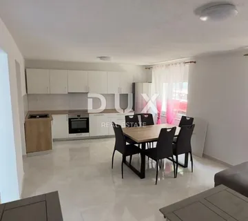 NOVI VINODOLSKI - Kuća s okućnicom u centru - cover