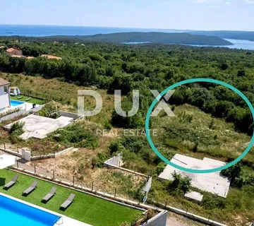 ISTRA, RABAC - Zemljište s građevinskom dozvolom i pogledom na more - cover