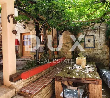 ISTRA, BALE - Kamena bajka u srcu grada, 5 apartmana i poslovni prostor - cover