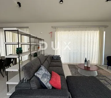 ISTRA, SVETVINČENAT - Dizajnerska prizemnica s atrijem za najam! - cover