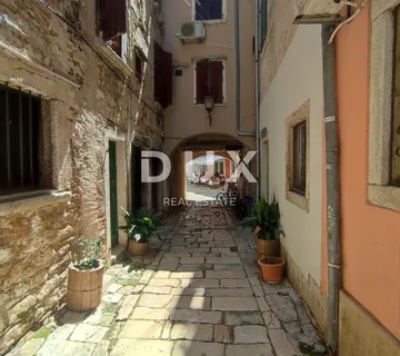 ISTRA, ROVINJ - Renovirana starina u samom centru grada - cover