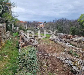 OTOK KRK, GABONJIN – Građevinsko zemljište 914 m², s prilazom i infrastrukturom u blizini, idealno za dvije kuće ili kuće za odmor! - cover