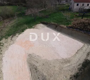 ISTRA, PAZIN (okolica) - Zemljište + dozvola - cover