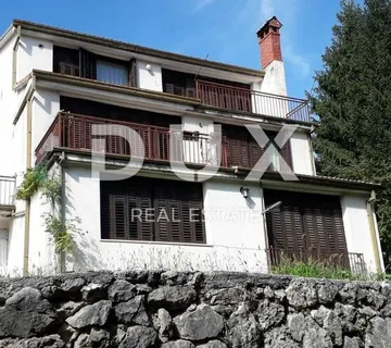 OPATIJA, MATULJI - Kuća sa puno potencijala - cover