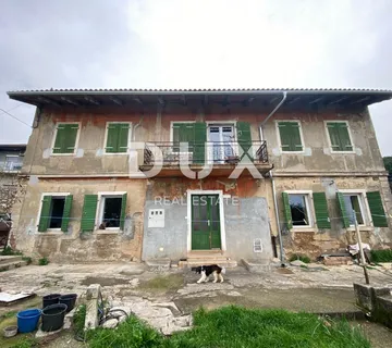 RIJEKA, KOZALA - samostojeća stara talijanska villa iz 1912. godine s pogledom na more i 2.383 m2 okućnice! PRILIKA! - cover