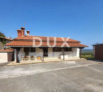 ISTRA, PIĆAN - Imanje s više objekata i velikom okućnicom - cover