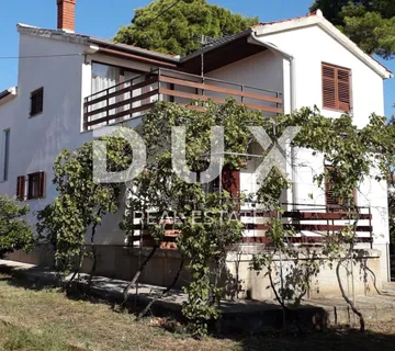 OTOK UGLJAN, UGLJAN - Katnica s dva apartmana 150 m od mora - cover