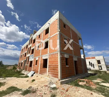 PRIVLAKA, SABUNIKE - Luksuzni penthouse S7 s pogledom na more i Velebit! - cover