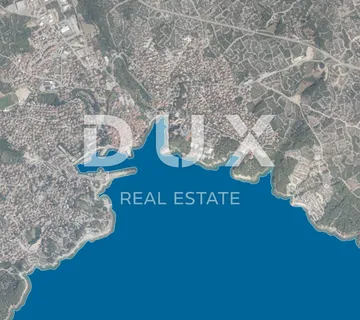 OTOK KRK, GRAD KRK - Teren u T2 zoni od 18.000 m2 - cover