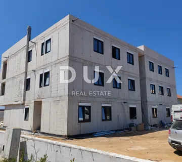 ZADAR, PRIVLAKA - Luksuzan Stan 120 Metara od Mora s Očaravajućim Pogledom na More! S6 - cover