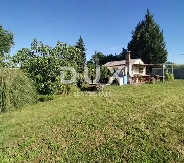 ISTRA, MEDULIN - Poljprivredno zemljište sa dva legalizirana objekta! - cover