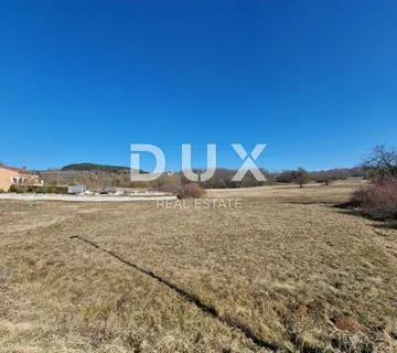 ISTRA, MOTOVUN - Građevinsko zemljište 1820m2 u blizini svih sadržaja - cover