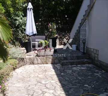 GRAD KRK - Apartman 126 m2 sa pogledom i 200 m od mora - cover