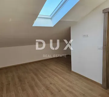 OTOK RAB, BANJOL - Dvoetažni stan s galerijom blizu mora - cover