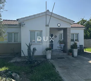 ZADAR, MURVICA – Kuća prizemnica na top lokaciji, 600 m² parcela - cover