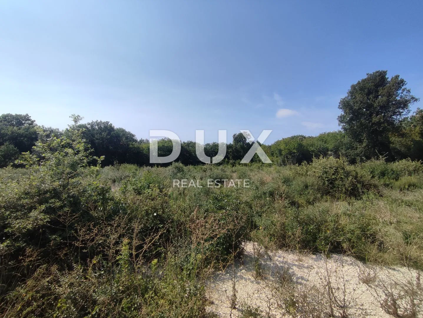 ISTRA, PULA, VELI VRH - Građevinskom zemljište na atraktivnoj lokaciji od 800m2 - cover