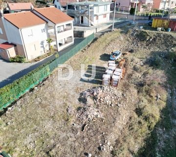 ZAMET (GORNJI), SRDOČI, MARINIĆI- građevinski teren 1000m2 za stambenu zgradu – stanove / obiteljsku kuću  - cover