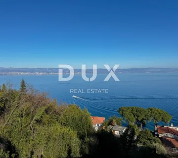 OPATIJA, RIVIERA - zemljište za izgradnju dvije kuće s bazenom 300m od plaže, top pozicija, panoramski pogled na more - cover