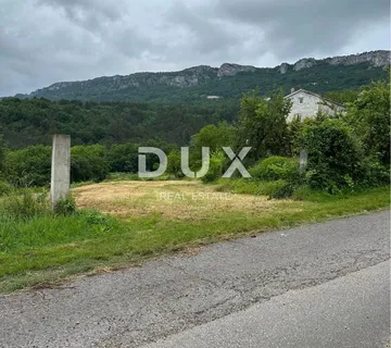 ISTRA, BUZET, CENTAR - građevinsko zemljište 1.499 m2 za stambenu zgradu - stanove / apartmane / obiteljsku kuću / villu! PRILIKA!!!  - cover