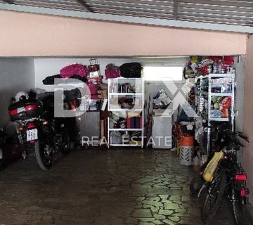 ISTRA, ROVINJ - Dvoetažni stan 78 m2 sa dvije garaže! - cover