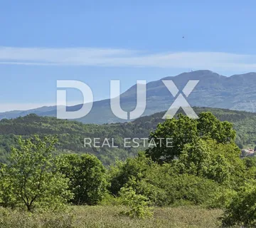 ISTRA, PIĆAN - Zemljište s građevinskom dozvolom i otvorenim pogledom na Učku - cover