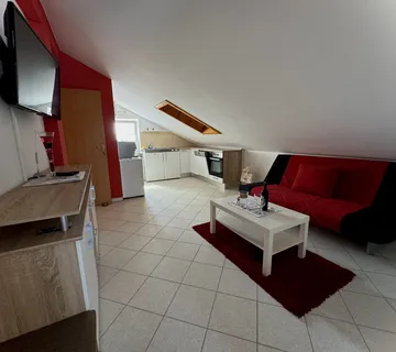 OTOK KRK, MALINSKA - simpatičan stan s pogledom na more - cover