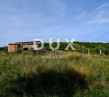 ZADAR, RADOVIN - Atraktivno građevinsko zemljište s velikim potencijalom u mirnom okruženju mjesta Radovin okruženo prirodom! - cover