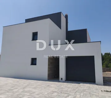 ZADAR, VRSI - Vrhunska vila s bazenom! Garaža, 4 spavaće sobe, 4 kupaonice...! A - cover