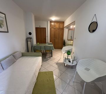 ISTRA,RABAC - Dva apartmana na odličnoj lokaciji - cover