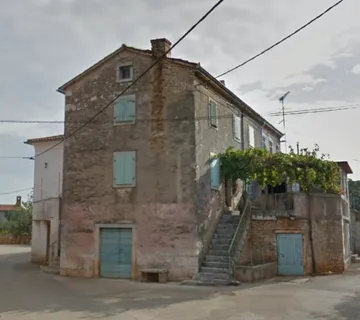 ISTRA, VIŠNJAN - Kuća s dvije stambene jedinice za adaptaciju - cover