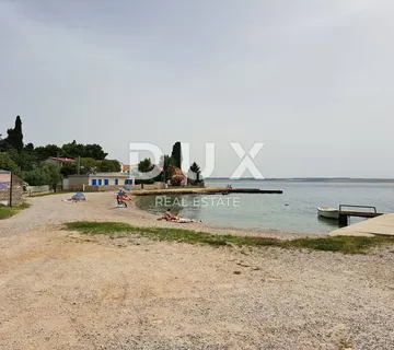 ZADAR, TRIBANJ - PRILIKA - građevinsko zemljište na rubu nacionalnog parka Paklenica - cover