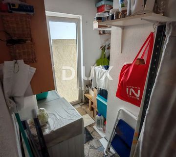 ZADAR, VIR - Kuća s čak 5 apartmana! 3 minute hoda udaljena od dviju plaža! - cover