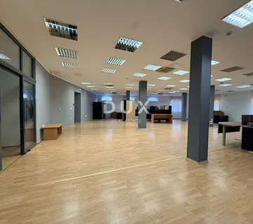 RIJEKA, ŠIRI CENTAR - uredski prostor u poslovnoj zgradi - cover