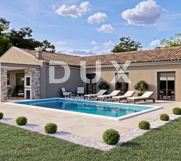 ISTRA, MOTOVUN - Prostrano zemljište s građevinskom dozvolom - cover