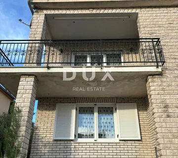 ISTRA, PREMANTURA Kuća s 3 stana i garažom blizu mora! - cover