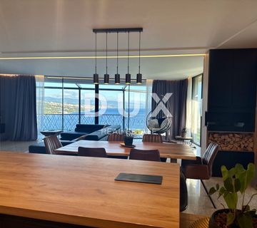OPATIJA, CENTAR – luksuzna etaža od 300m2 u novogradnji s garažom, panoramski pogled na more - cover