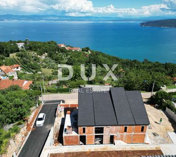 OPATIJA, SV. JELENA - villa 250m2 s panoramskim pogledom na more i bazenom + uređena okućnica 1200m2 - cover