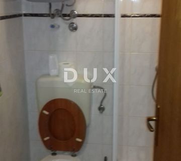 CRIKVENICA - Kuća sa 3 apartmana 200 m od mora - cover