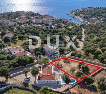 OTOK PAG, LUN - građevinsko zemljište s projektom i građevinskom dozvolom - cover